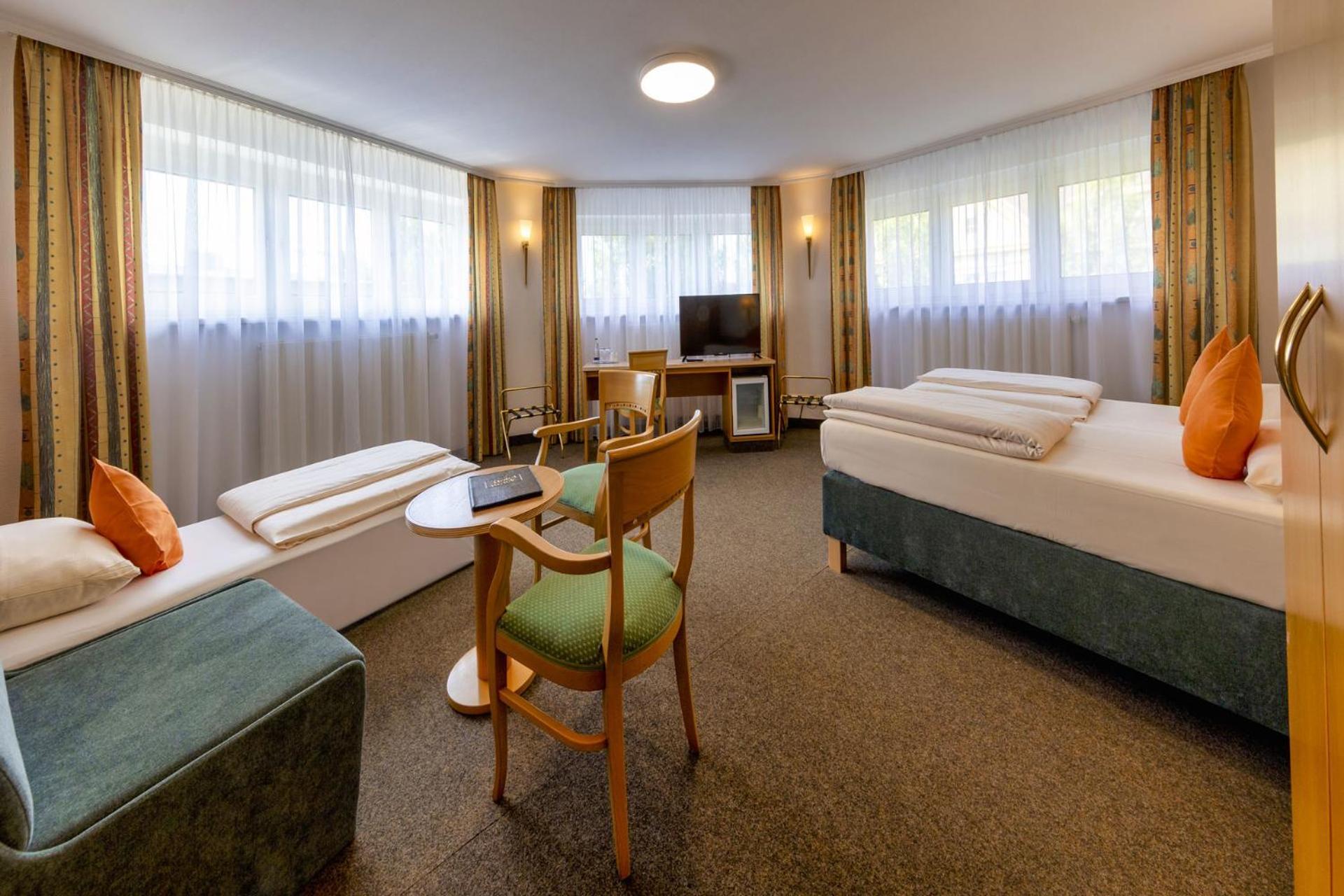 Brack Hotel 3*